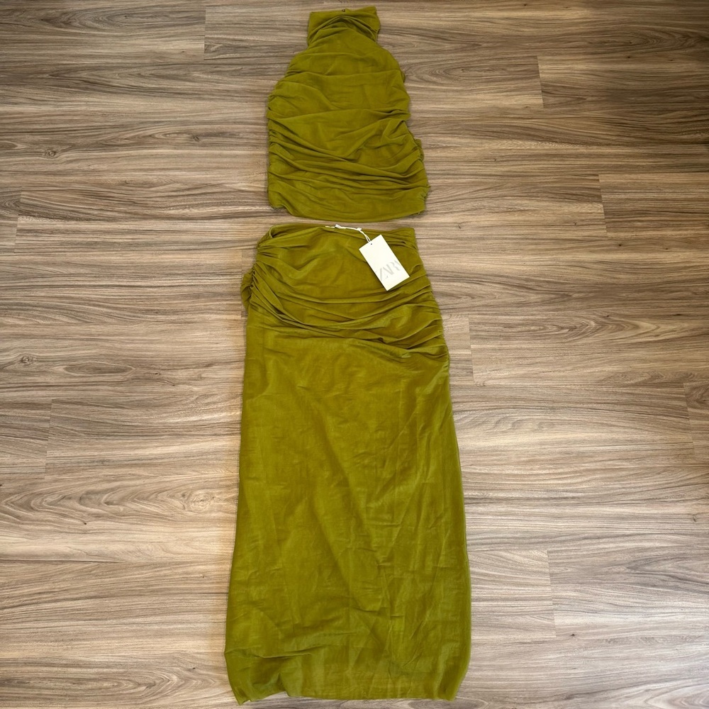 NWT Zara Two Piece Chartreuse High Neck Tank and Midi Skirt - Picture 8 of 13